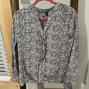 SHEIN Allover print notched neckline shirt